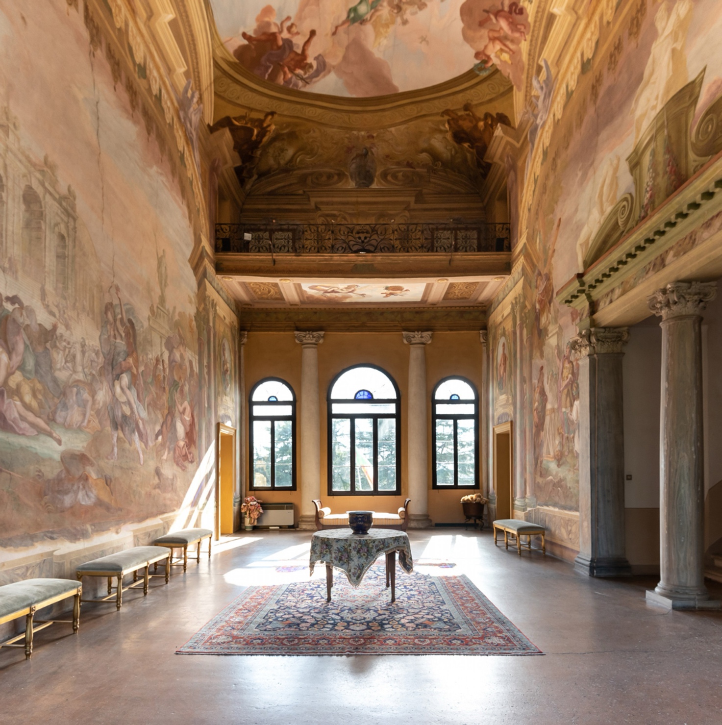 Salone affrescato di Villa Loredan Valier Perocco di Meduna, circa 1720